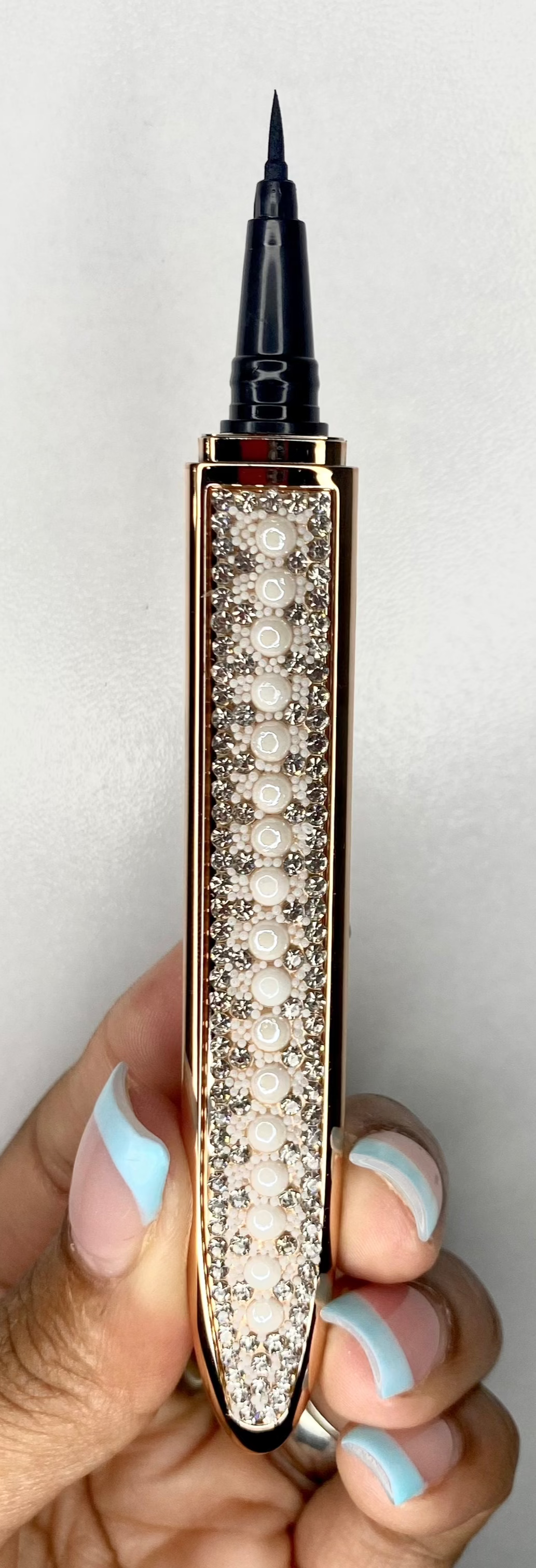 Adhesive Eyeliner Pen